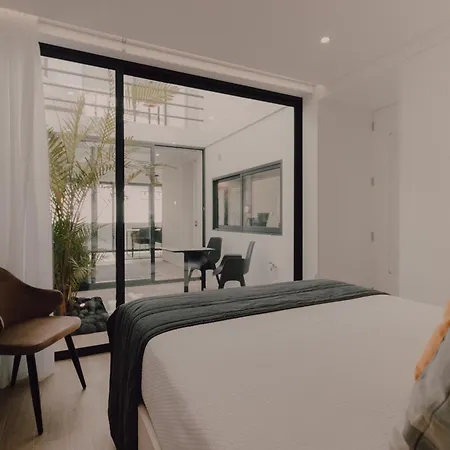 Apartment At Azores - Oasis House