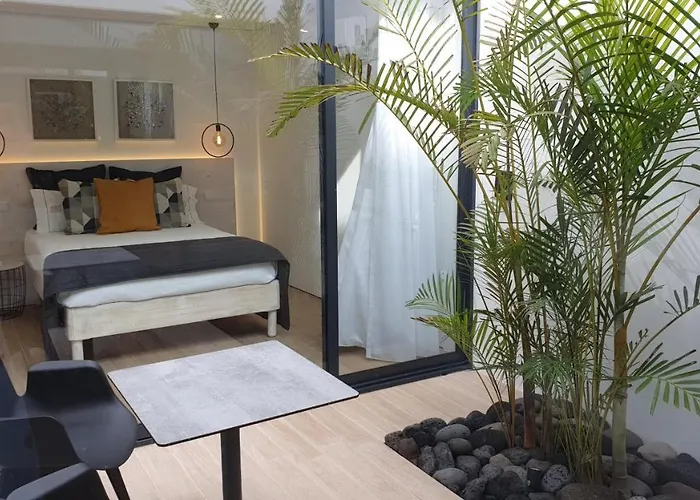 Apartment Oasis House *