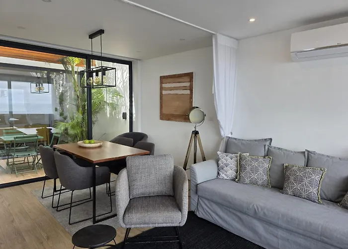 Oasis House Apartment